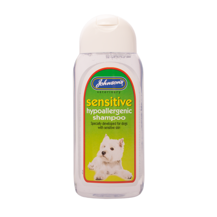 Johnson's Sensitive Hypo-allergenic Shampoo 200ml