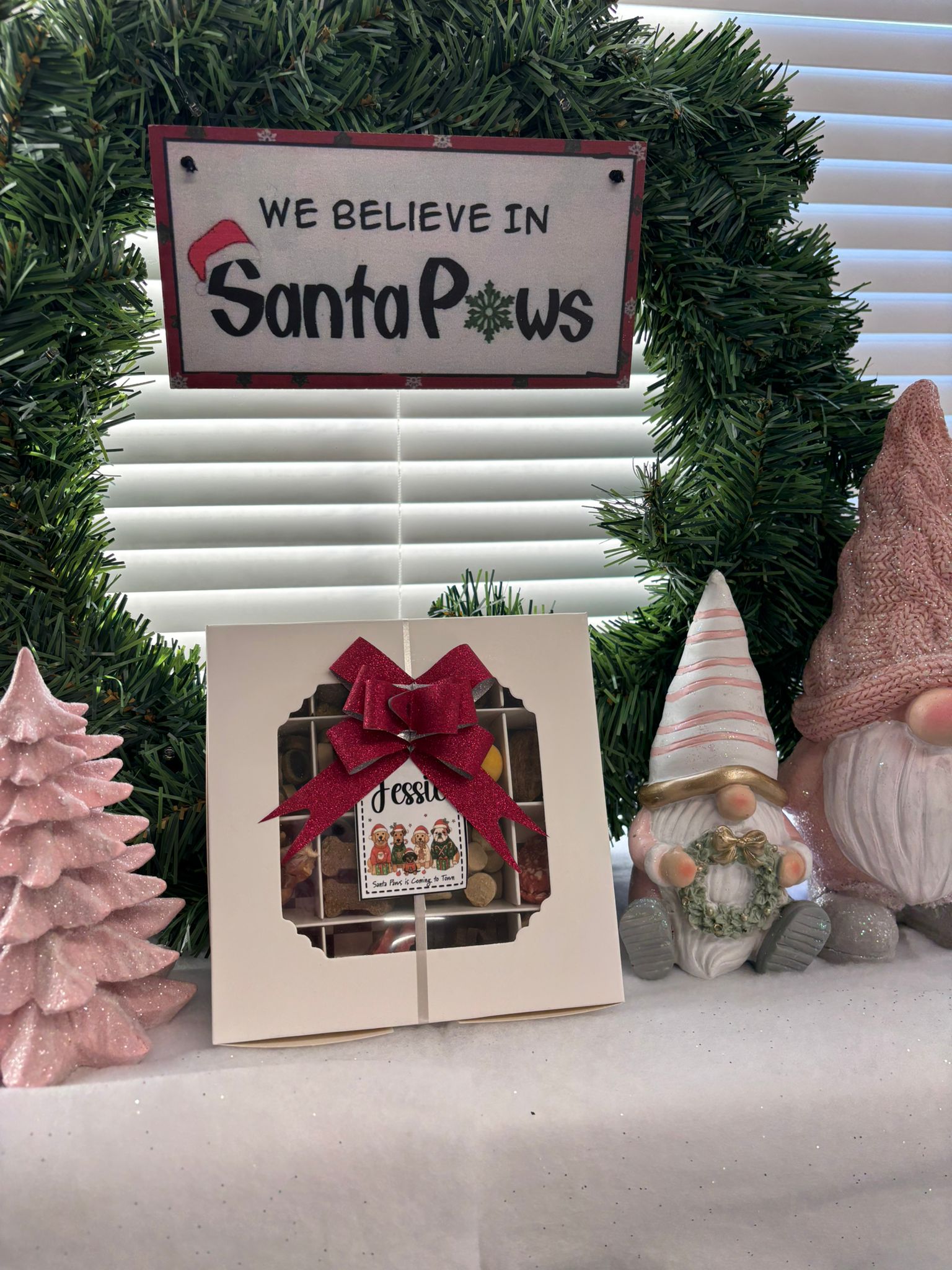 WhatsApp Image 2025-12-02 at 13.54.34_774a5017 Festive Window Treat Box - Dog - Image 1